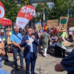 Thoralf Sens stellt klar, dass die SPD Fraktion an der Seite der Kleingärtner steht.