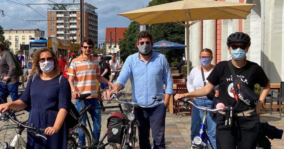 FahrradDemo zur erinneurng an LichtenhagenPogrome SPD in Rostock
